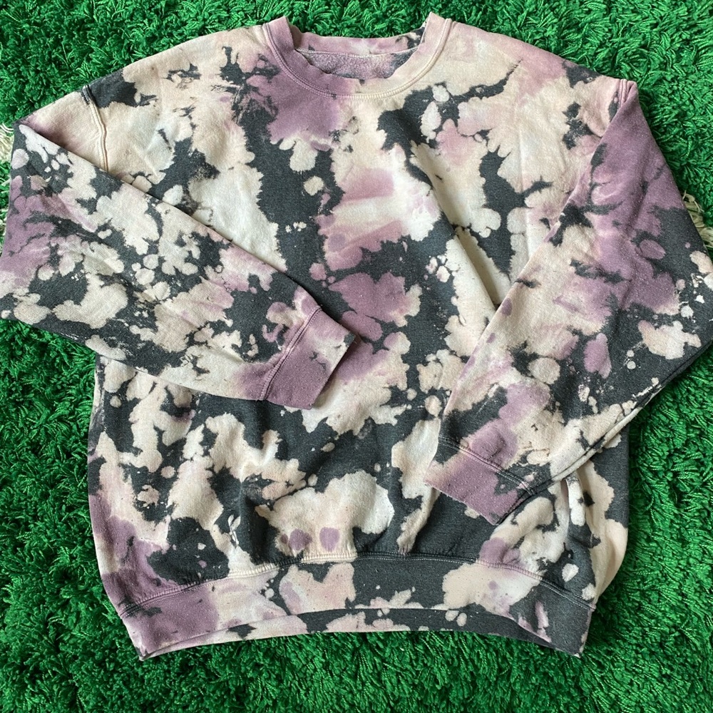 Urban outfitters tie dye sweatshirt
